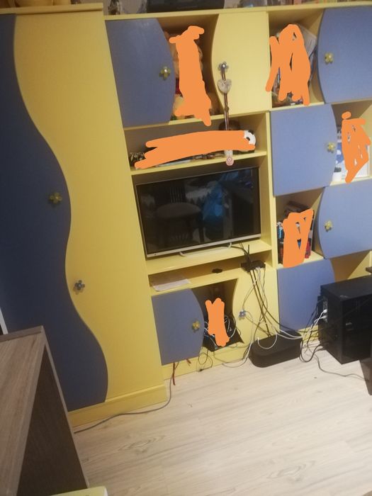 .Продава се цялостно обзавеждане  на детска стая.