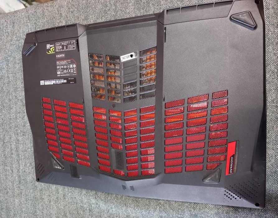 Laptop gaming  MSI  Titan pro