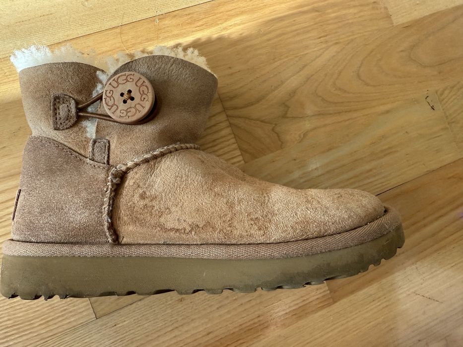 Vand ghete UGG originale