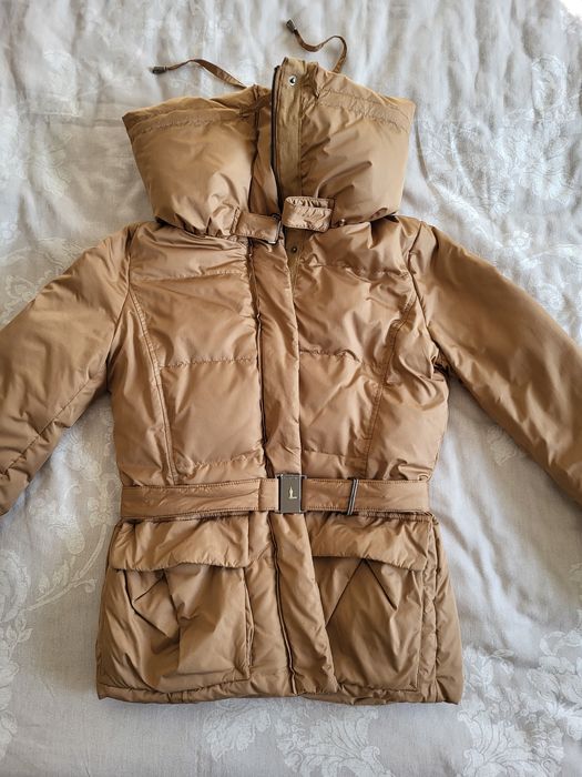 Продам женскую куртку