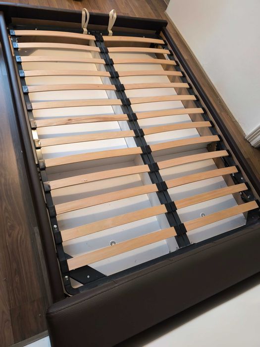 Pat capitonat piele eco 140x200 cu sistem hidraulic