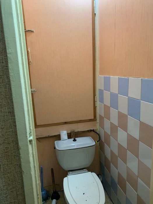 Yunusobod tumani 6 kvartlda 3 xonali kvartira sotiladi.