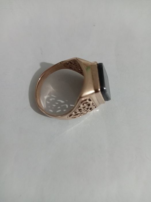 Продам перчатку золото