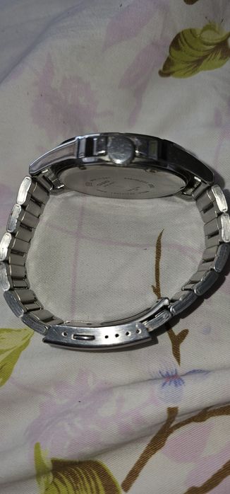 Продам часы CASIO.