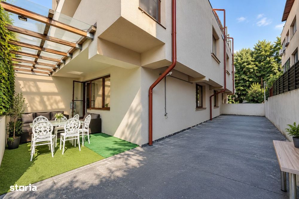Apartament 4 camere Bucurestii Noi