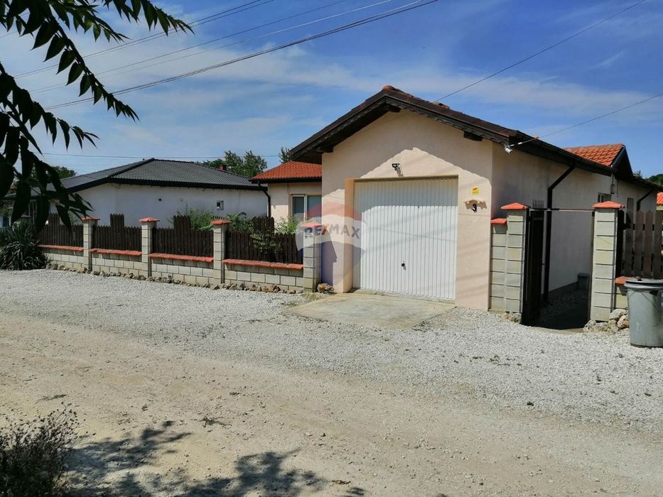 Продава се Къща в с. Гурково, Област Добрич - 150 кв.м за 1167 €/кв.м - Снимка #1