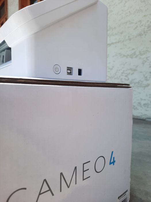 Режущий плоттер Silhouette Cameo 4 White Новый