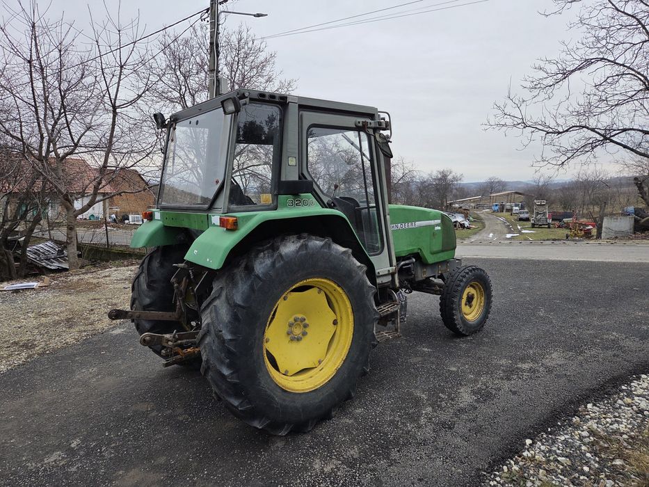 Tractor John Deere 3200