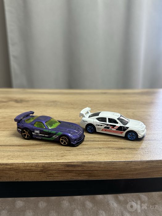 Набор из 5 машинок Hot Wheels