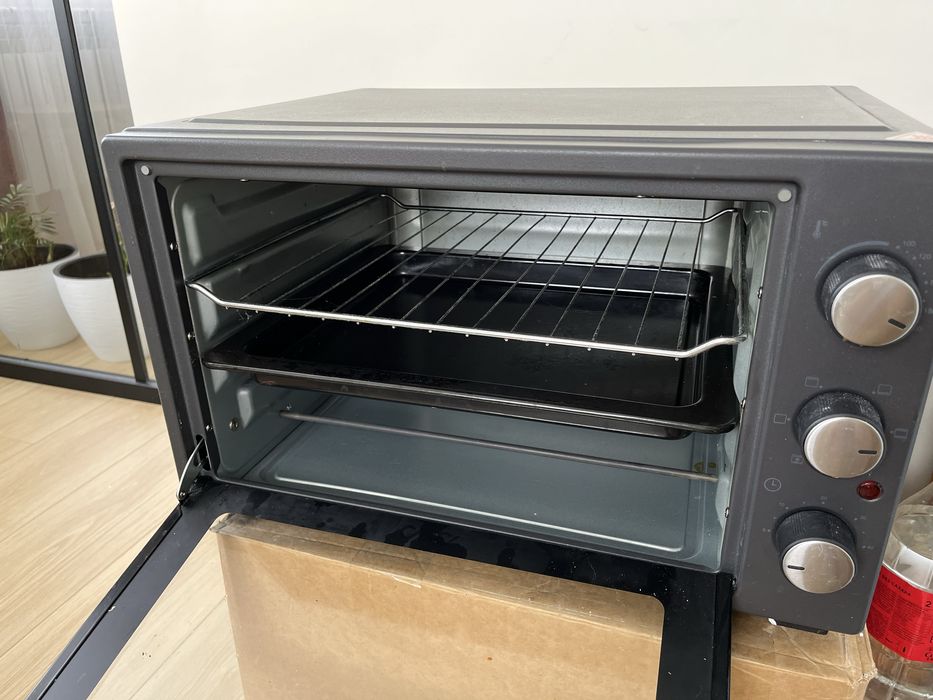 Продам электропечь