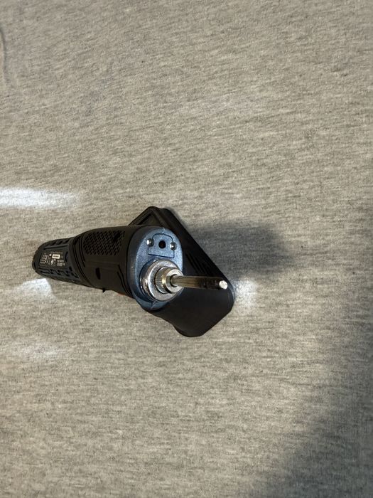 Pistol de lipit cu sarma