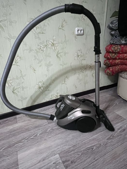 Продам пылесос тефайл