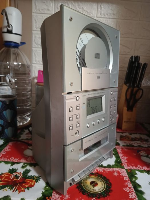 System vertical TCM - Cd, radio și casetă