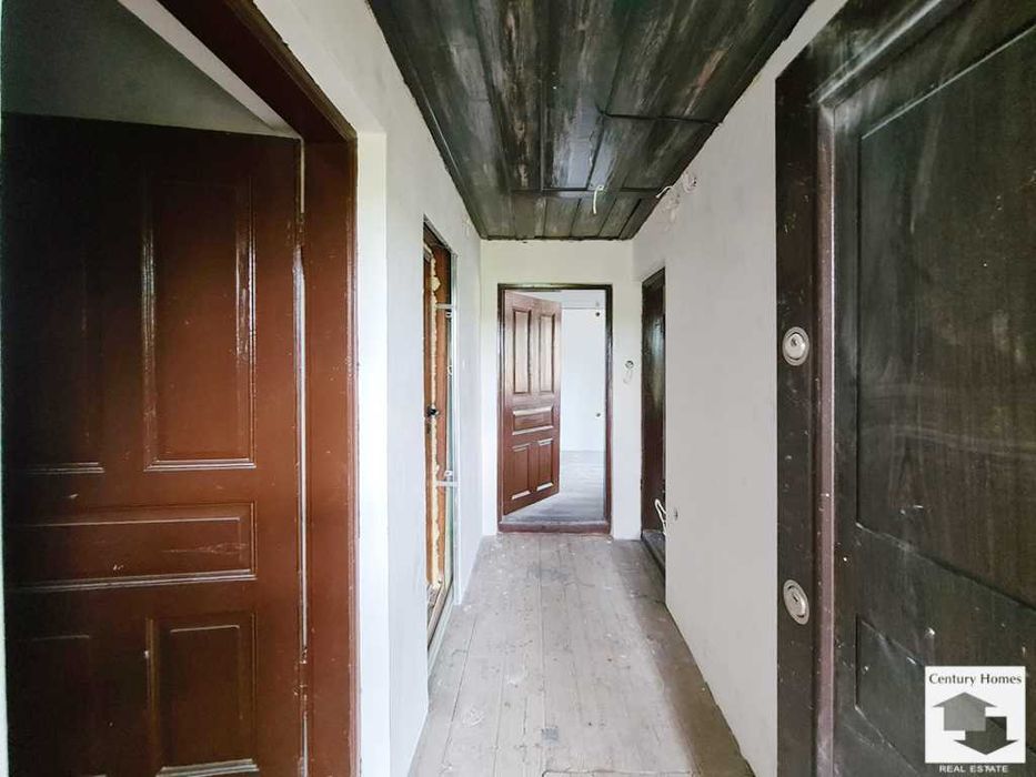 116196 Частично реновирана къща в с.Церова Кория, 15 км. от В. Търново