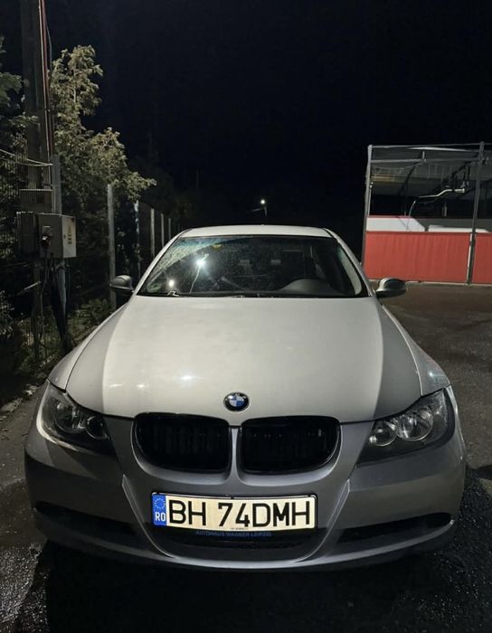 BMW 320i anul 2006