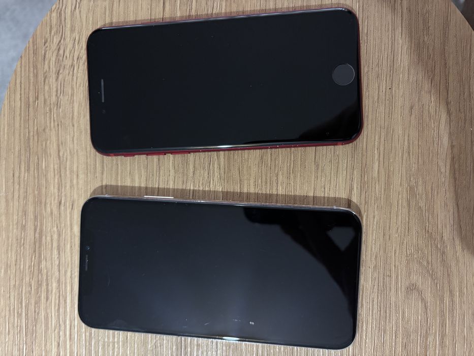 Iphone x  si Iphone SE