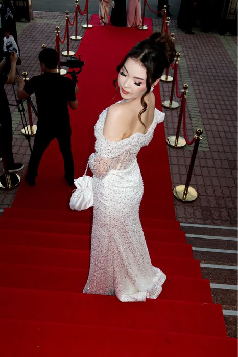 Свадебное платье или для особых мероприятий