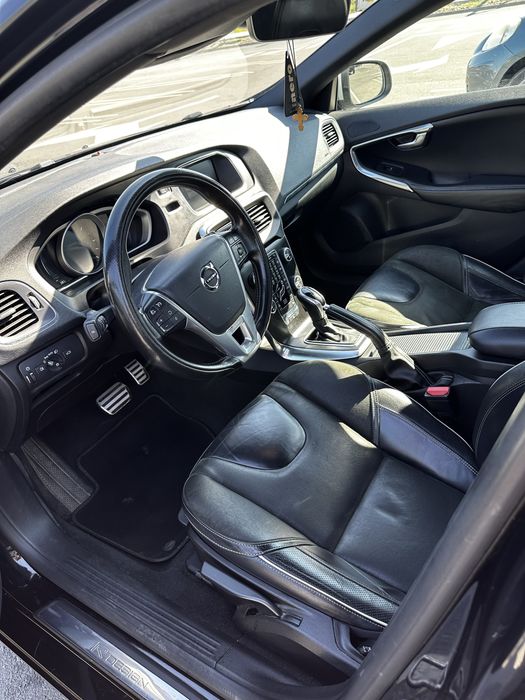 Volvo v40 R Design D2 2017 Automat