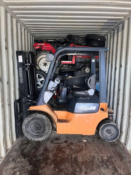 Вилочный погрузчик 2,5 т продам