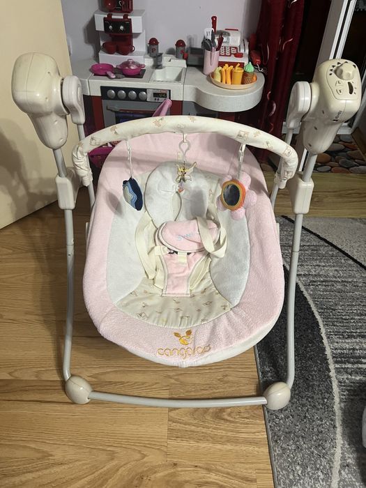 Люлеещ шезлонг за бебета и музикален