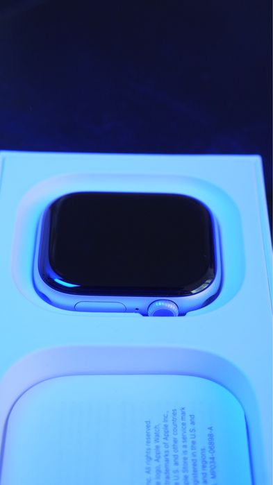 Apple Watch Series 11 46mm | Като нов | Гаранция до 2028 г. + Метална каишка