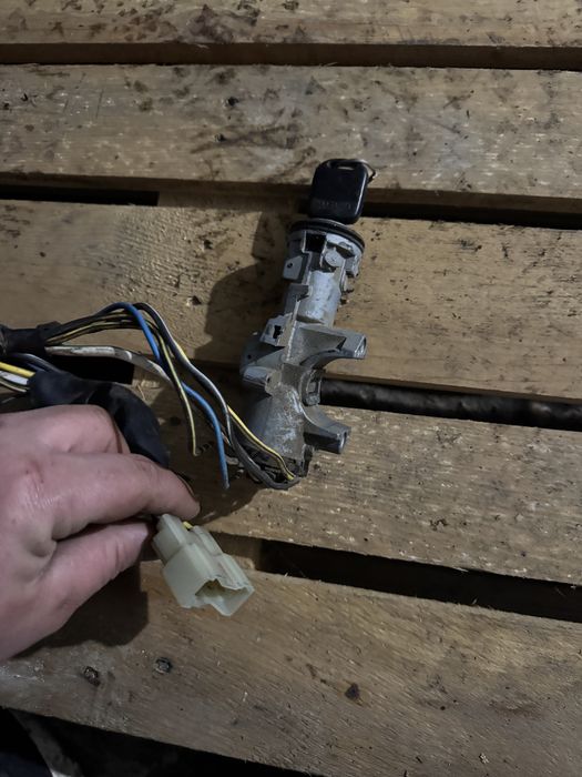 Contact cu cheie grand vitara 1