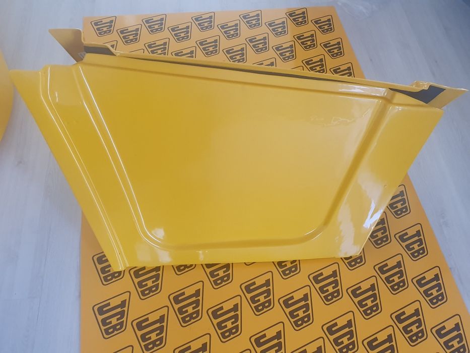 Laterale plastic jcb