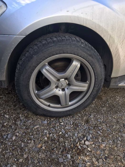 Продавам оригинални джанти за Мерцедес АMG 20 цола.