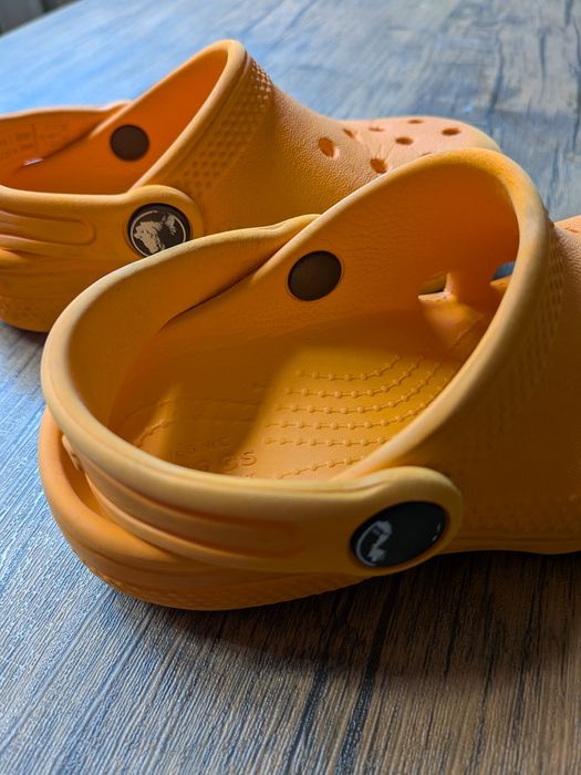 Сандали сабо чехли Crocs размер C8 15 евро.