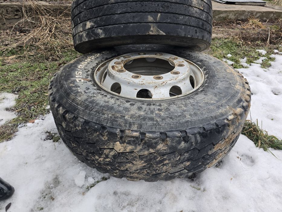 резина с дисками  безкамерка