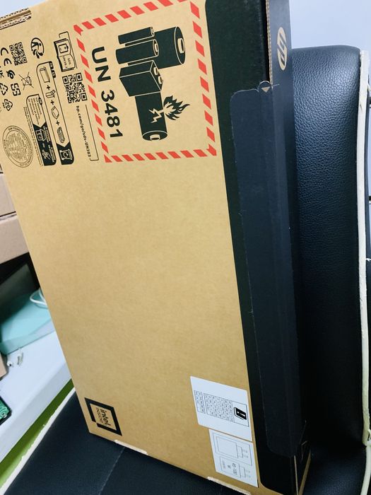 Asus Vivibook/HP OmniBook