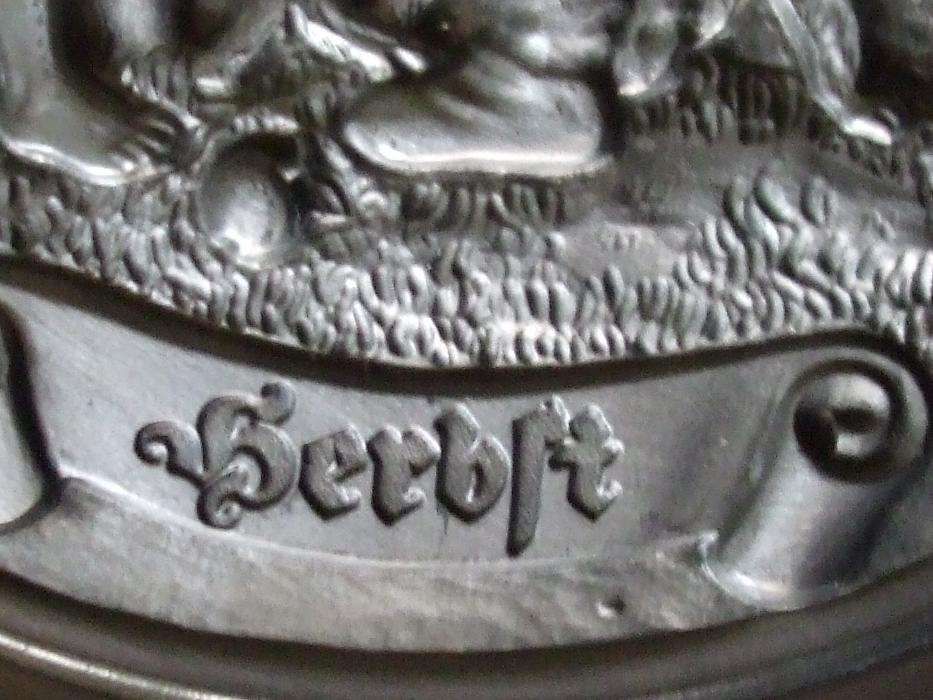 Platou vechi ornamental din germania metal argintiu