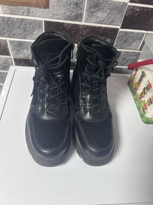 Демисезонные ботинки