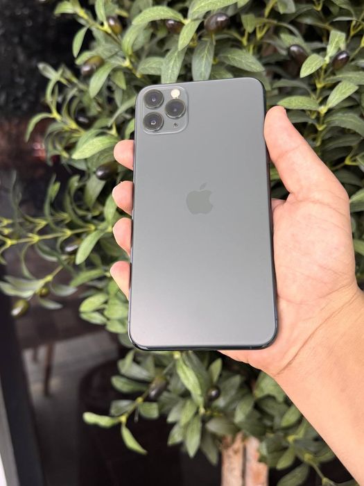 Iphone 11 Pro Max  256GB LL/A  america srochna sotladi