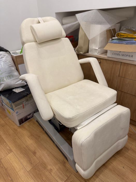 Педикюрное кресло 500 000 тг