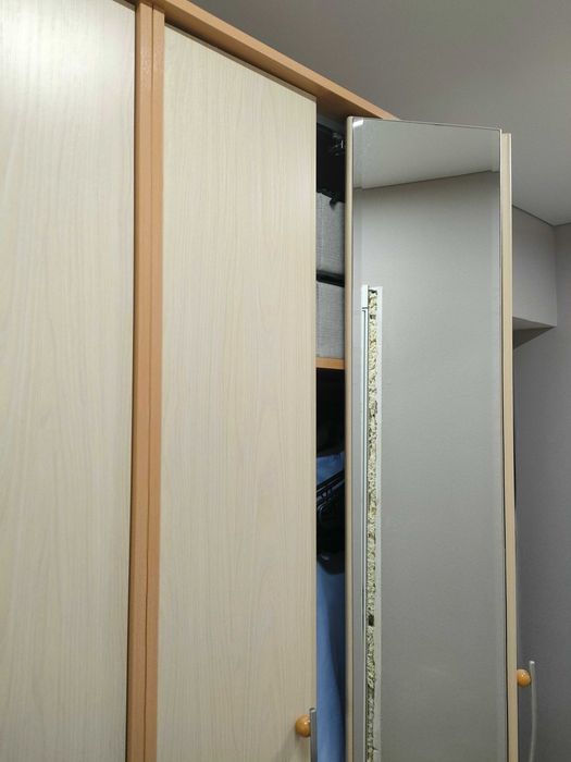 Продам два одинаковых шкафа