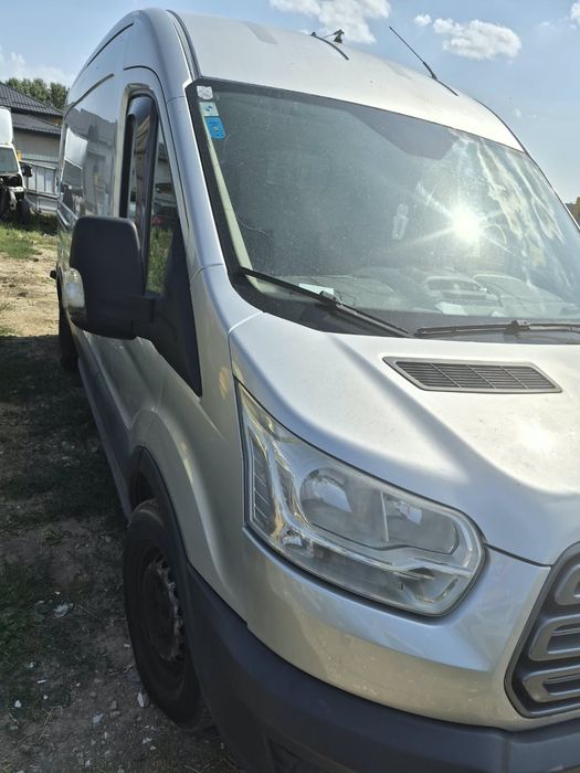 Faruri uși cutie roti aripi bara oglinzi piese ford transit 2.2E5 2015