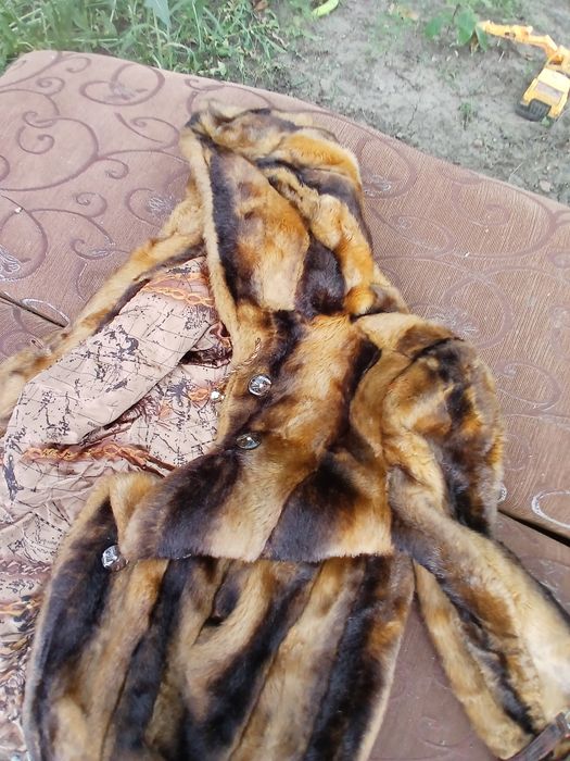 Продам шубу недорого