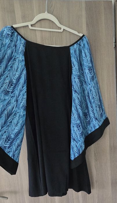 Rochie neagra scurta