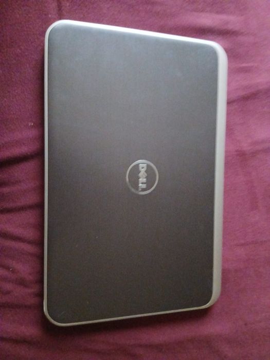 ‼️Laptop Dell DEFECT – arată foarte bine – pentru piese ‼️