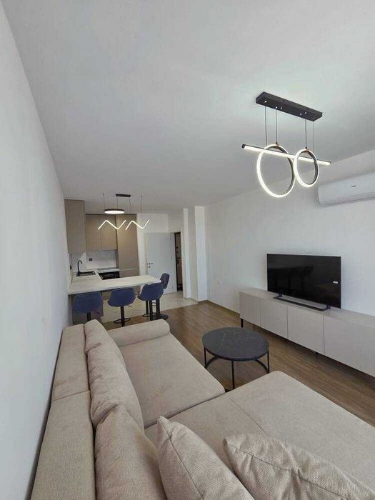 Дава се под наем Двустаен апартамент в Бургас, Крайморие - 65 кв.м за 600 € - Снимка #1