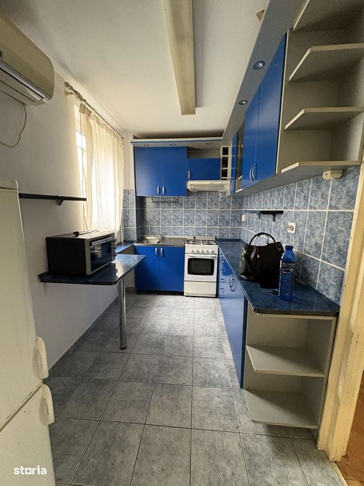 Apartament doua  camere , str Iza ,Rogerius