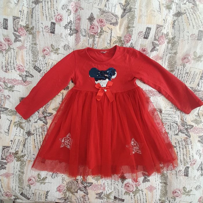 Детска рокля червена