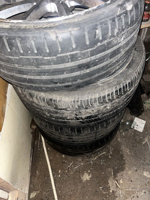 Продам диски с шинами