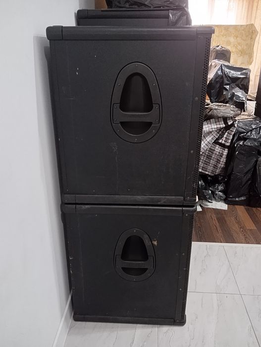 Сабвуфер Behringer B1800X PRO