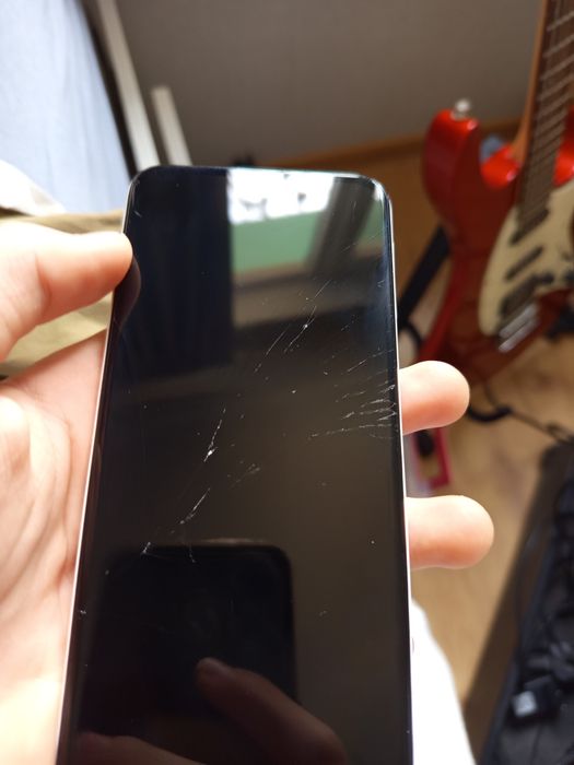 Продава се Samsung A20e за части