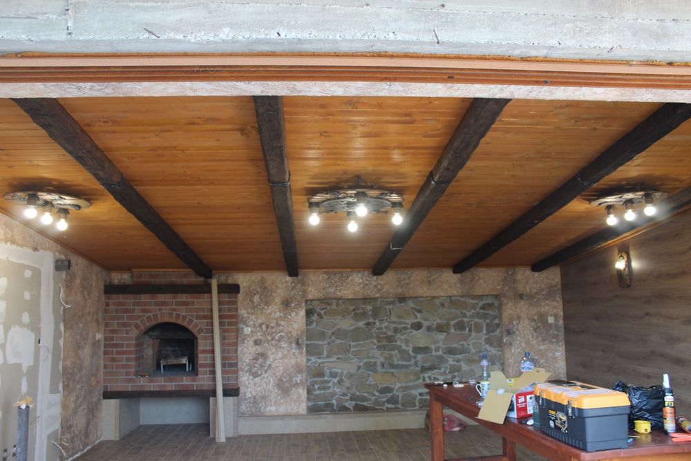 Абажур от дъно на дъбово буре.