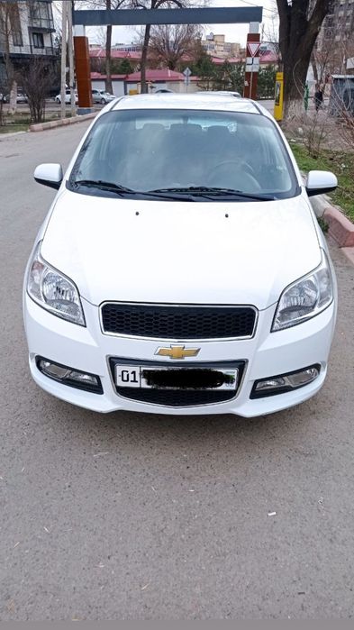 Мошина сотилади Nexia3