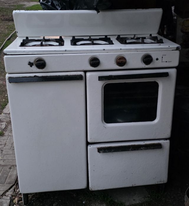 Продам плиту газовую