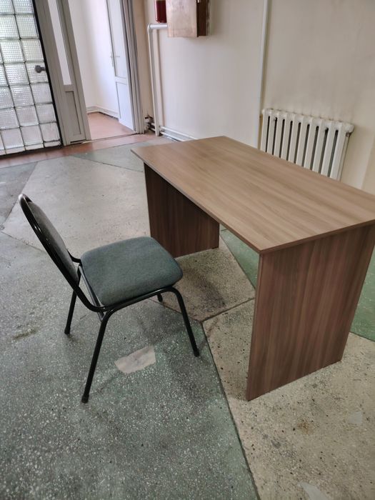 Продам офисный стол и стул